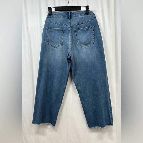 Logo by Lori Goldstein Jeans Size 6P Petite Wide Leg Cropped Raw Hem - Picture 11 of 15
